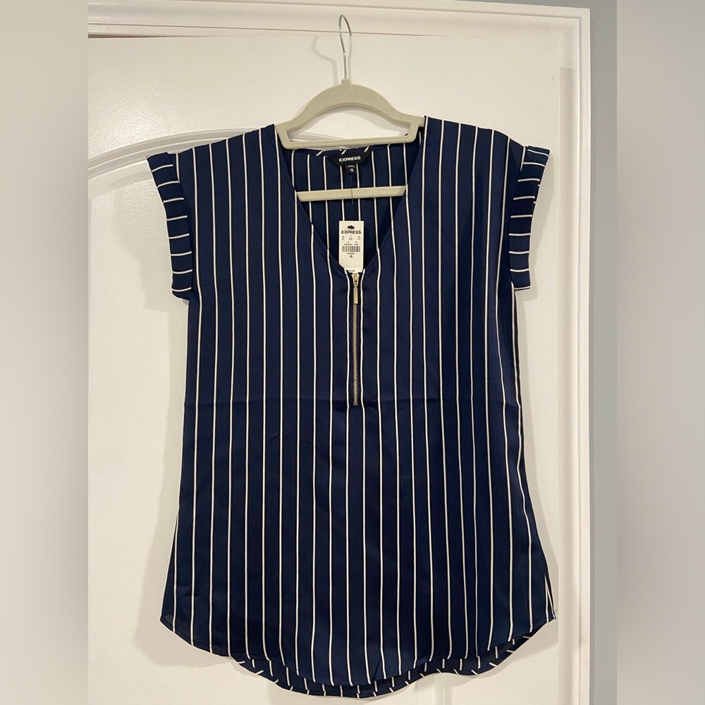 Women’s Express Striped Satin Top with Zipper size XS
